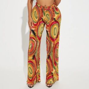 Fashion Nova Off to Warmer Weather Plisse Pant XS NWT Crinkle Yellow Red Green